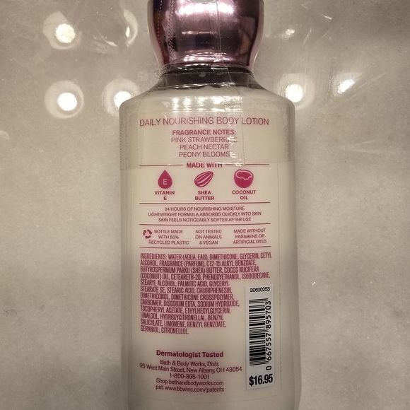 Bath & Body Works (BBW) Gingham Gorgeous Body Lotion - Picture 2 of 5